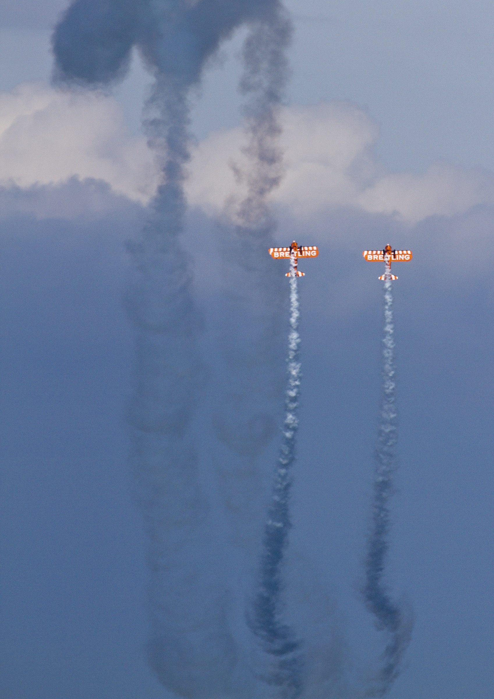 Airbourne photographed by Marc Pinter.